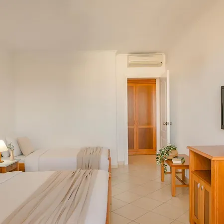Hotel Century