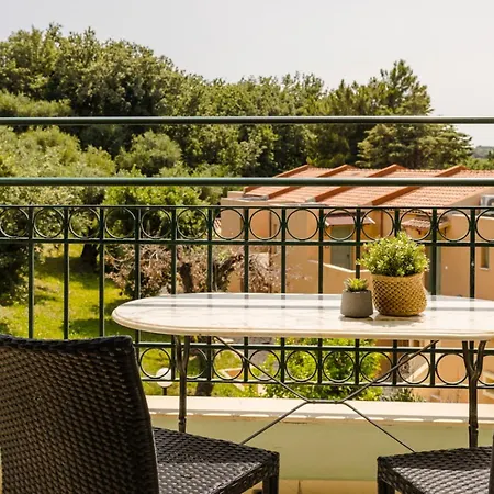 Hotel Century 4*