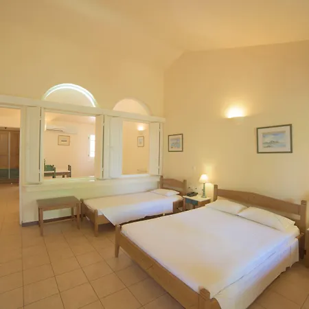 Century מלון אצ'ארבי